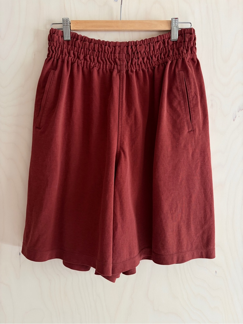 Uniqlo U Womens Jersey Drawstring Bermuda Shorts with Smocked Waistband